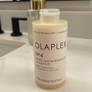 OLAPLEX No.4 shampoo